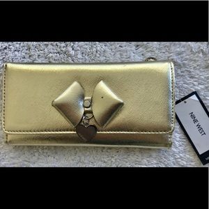 Nine West  Gold Bow and Heart Wallet *New